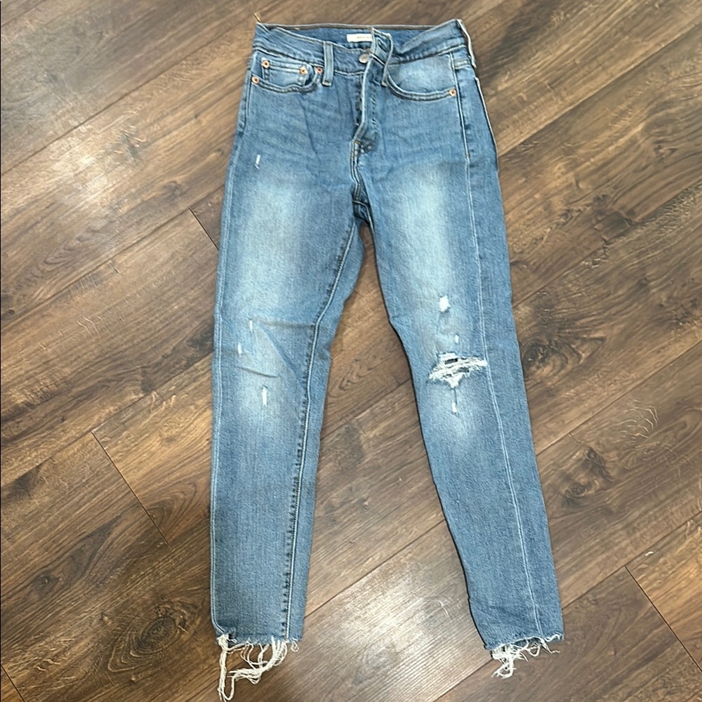 Levi’s Wedgie Skinny Distressed Blue Jeans